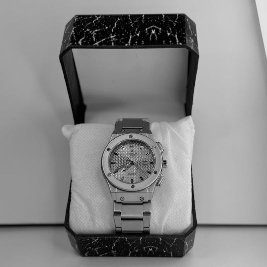 HUBLOT CLASSIC FUSION CHAIN SILVER WATCH